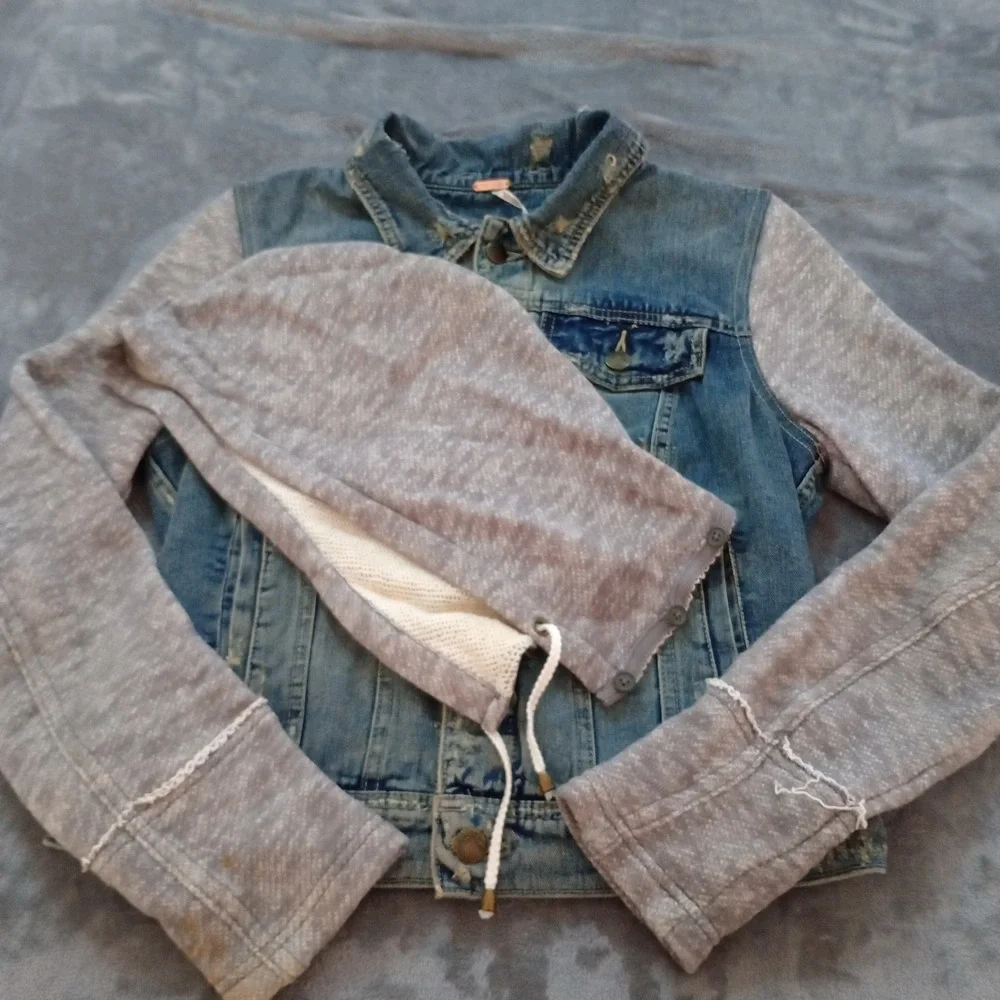 Free People Denim Jacket Women's Small Hooded Trucker Knit Hybrid Distressed - Picture 2 of 16